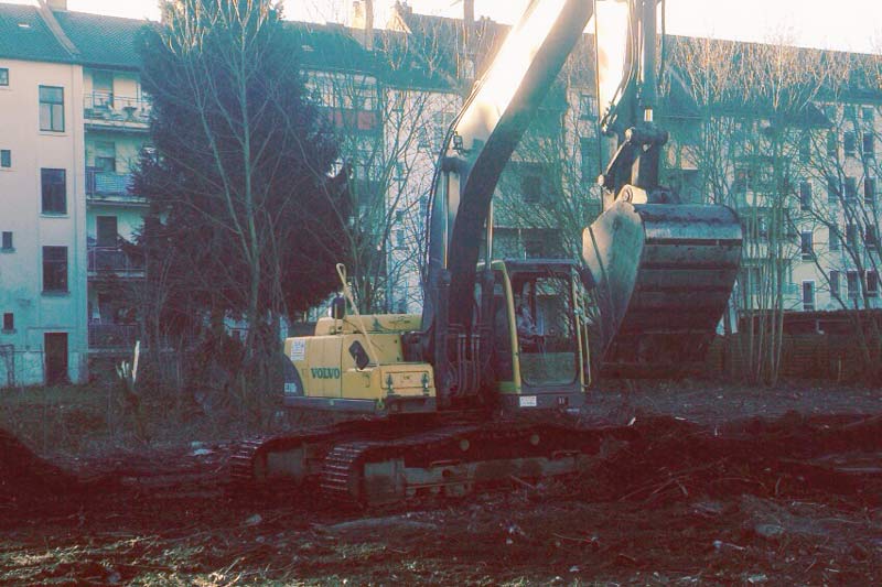 Der Bagger rollt an 16. 1. 2015